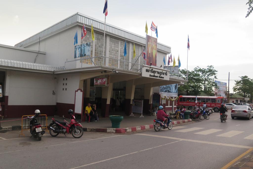 Nadpob Mansion Hotel Surat Thani Bagian luar foto