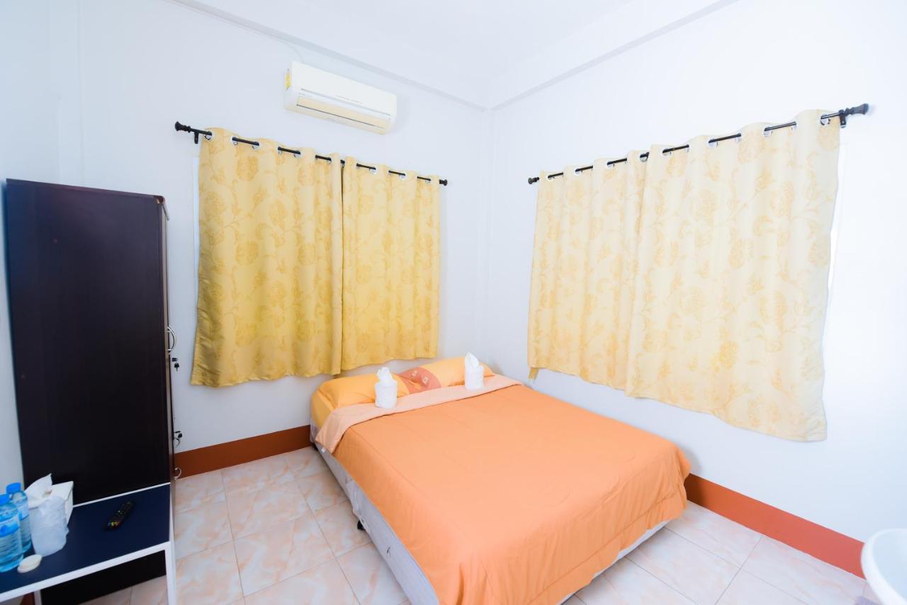 Nadpob Mansion Hotel Surat Thani Bagian luar foto