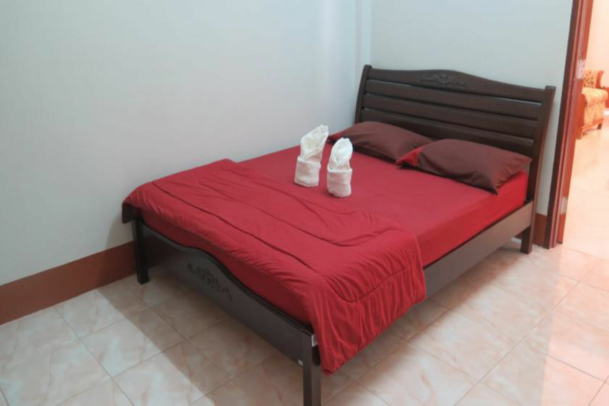 Nadpob Mansion Hotel Surat Thani Bagian luar foto